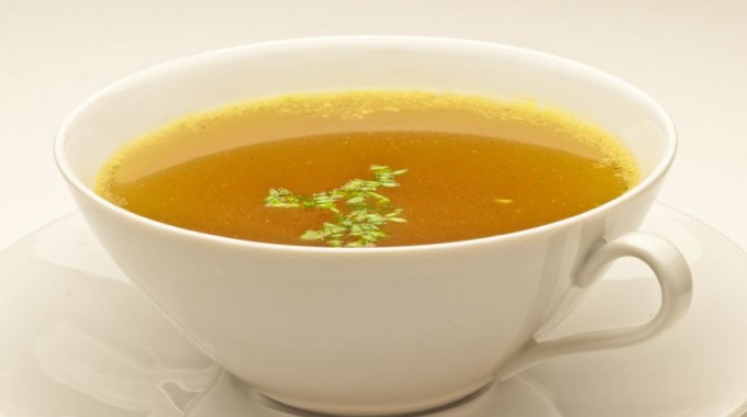 מרק צח מעוף ובשר והודו