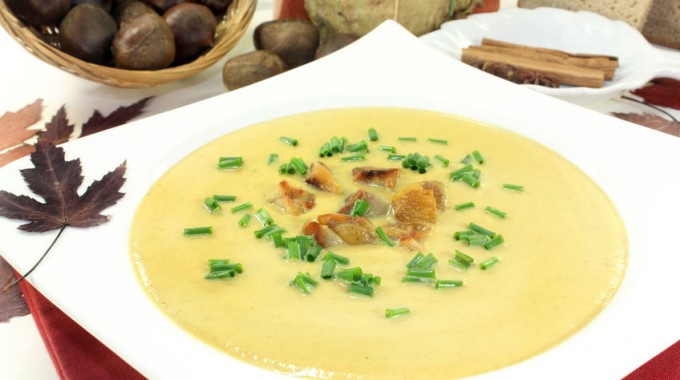 מרק ערמונים מוקרם