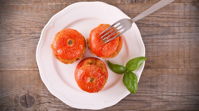 עגבניות ממולאות אחרת – אפשר גם טבעוני