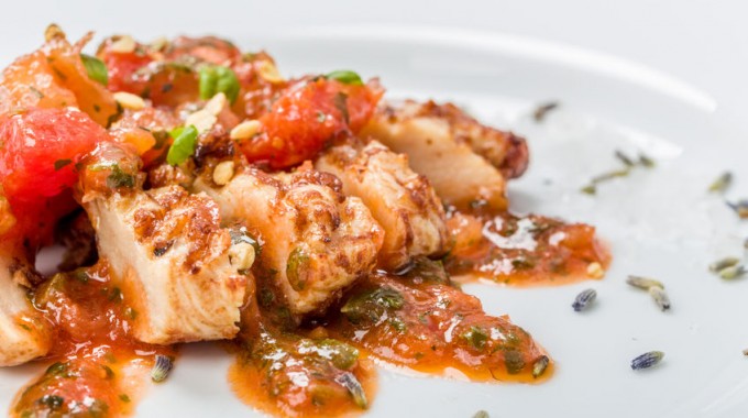 חזה עוף ברוטב עגבניות טריות